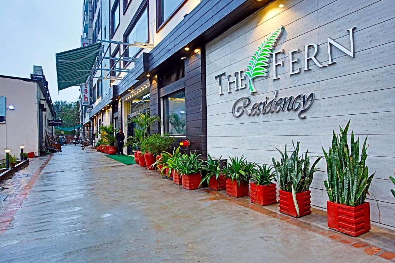 The Fern Residency Noida Otel Dış mekan fotoğraf